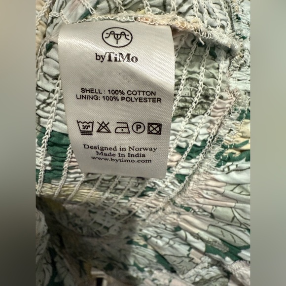 NWT byTiMo Festive Cotton Smocked Minidress Dandelion Floral Size Medium - Picture 7 of 8